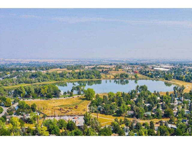 1006 Sunburst Ct, Lafayette, CO 80026