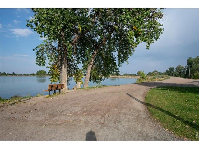 1006 Sunburst Ct, Lafayette, CO 80026