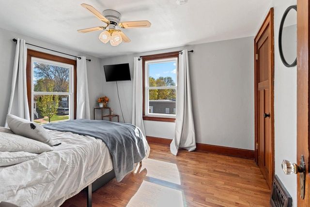 722 E KIMBERLY AVENUE, Kimberly, WI 54136