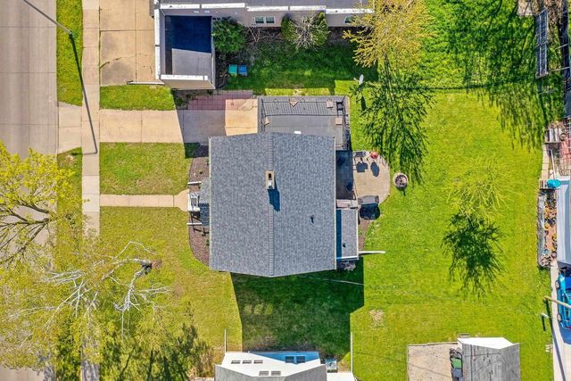 722 E KIMBERLY AVENUE, Kimberly, WI 54136