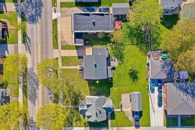 722 E KIMBERLY AVENUE, Kimberly, WI 54136