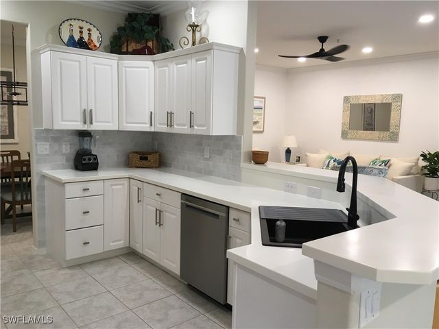 4695 Winged Foot CT 1, Naples, FL 34112