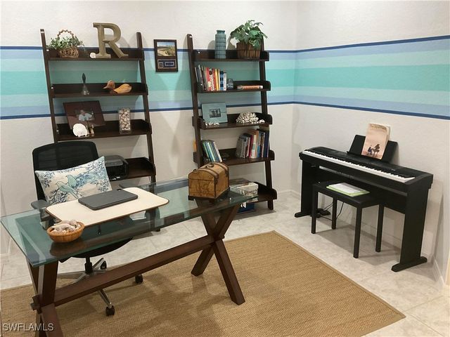 4695 Winged Foot CT 1, Naples, FL 34112