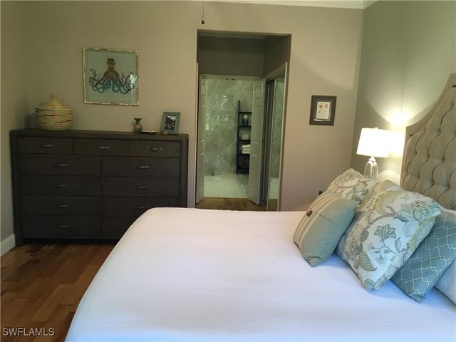 4695 Winged Foot CT 1, Naples, FL 34112