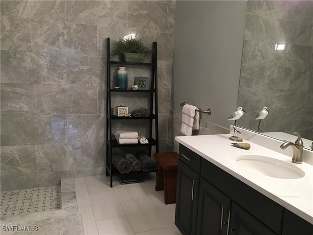 4695 Winged Foot CT 1, Naples, FL 34112