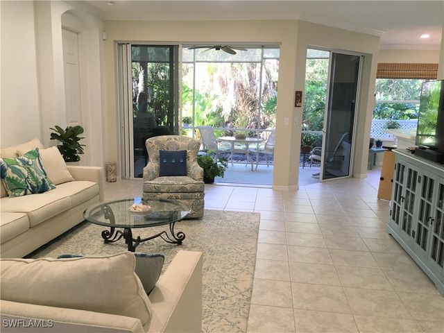 4695 Winged Foot CT 1, Naples, FL 34112