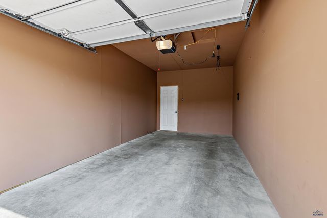 768 EARLEEN ST, Rapid City, SD 57701