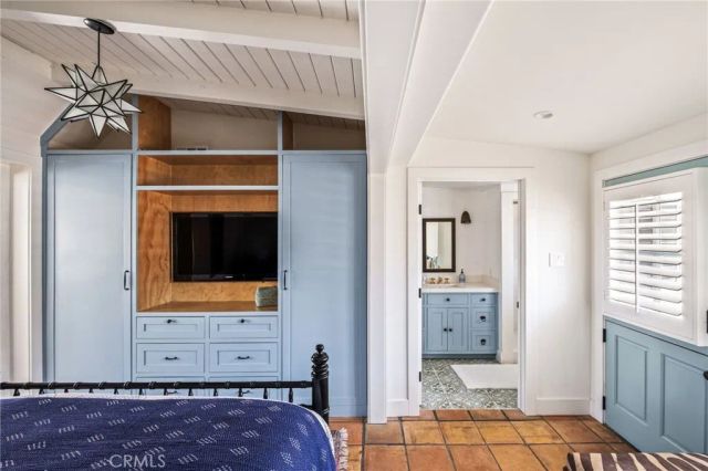 11 Saratoga, Newport Beach, CA 92660