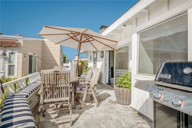 11 Saratoga, Newport Beach, CA 92660