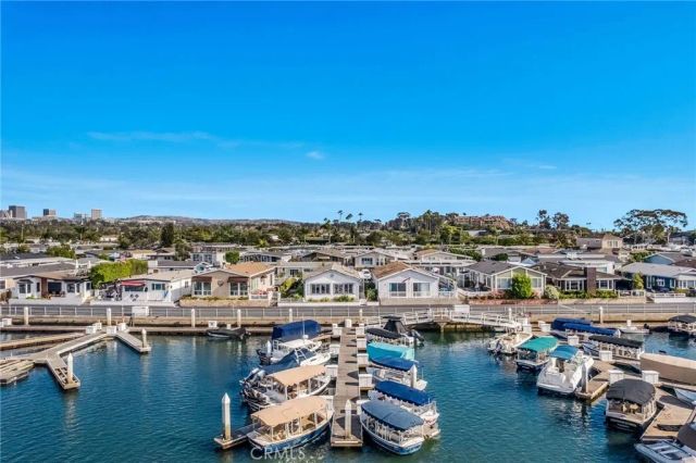 11 Saratoga, Newport Beach, CA 92660