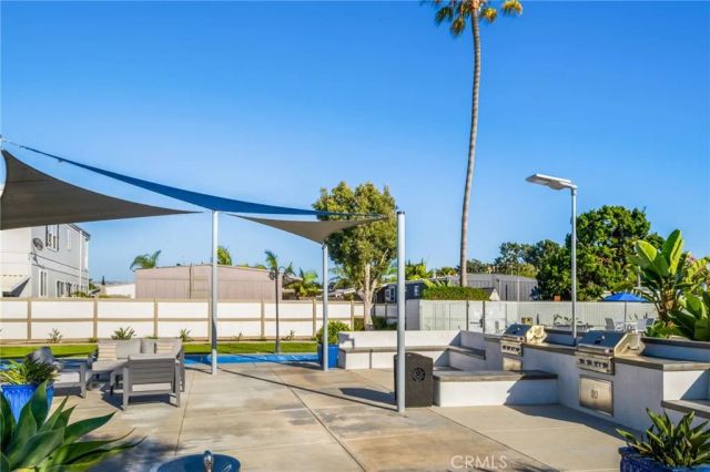 11 Saratoga, Newport Beach, CA 92660
