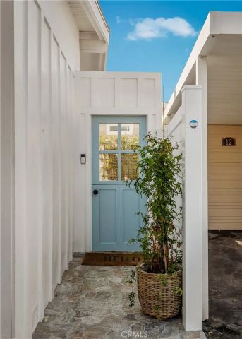 11 Saratoga, Newport Beach, CA 92660