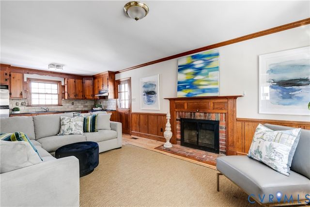 5502 Grove Ave, Richmond, VA 23226