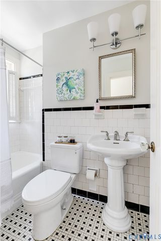 5502 Grove Ave, Richmond, VA 23226