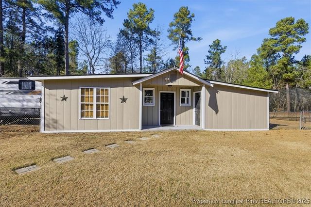 1807 Arabia Road, Raeford, NC 28376