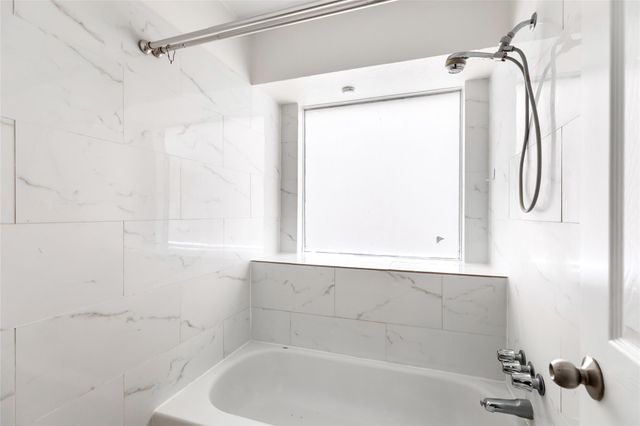 2810 Spring Dusk Lane, Spring, TX 77373