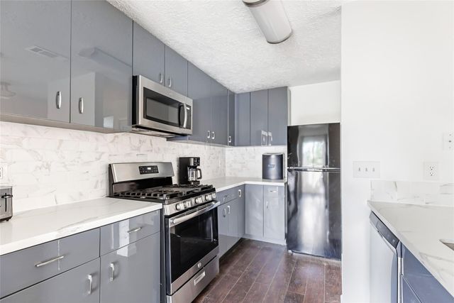 2810 Spring Dusk Lane, Spring, TX 77373