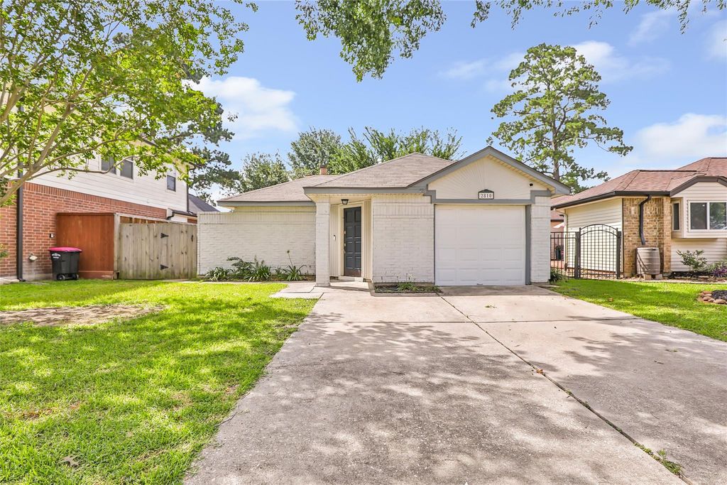 2810 Spring Dusk Lane, Spring, TX 77373