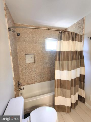 14 S GORDON ST S, Alexandria, VA 22304