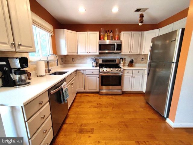 14 S GORDON ST S, Alexandria, VA 22304