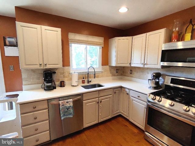 14 S GORDON ST S, Alexandria, VA 22304
