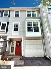 14 S GORDON ST S, Alexandria, VA 22304