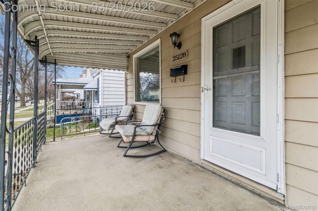 25128 Culver Street, St. Clair Shores, MI 48081