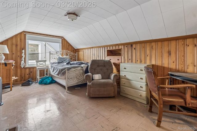 25128 Culver Street, St. Clair Shores, MI 48081