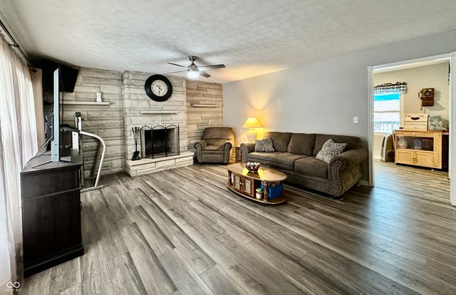 1822 Shady Lane, Martinsville, IN 46151