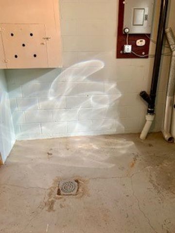 337 Fernledge Dr, New Kensington, PA 15068