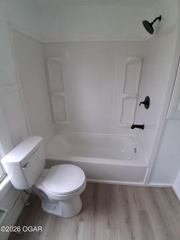 514 Ottawa Street, Seneca, MO 64865