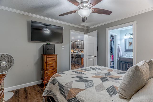 811 Thorne Dr, Paragould, AR 72450