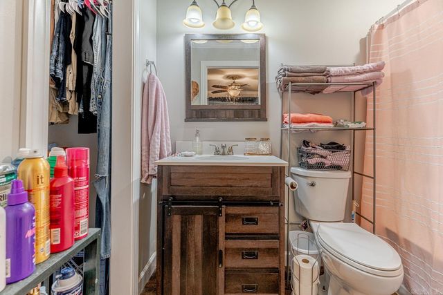 811 Thorne Dr, Paragould, AR 72450
