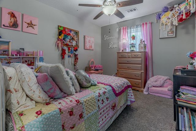 811 Thorne Dr, Paragould, AR 72450