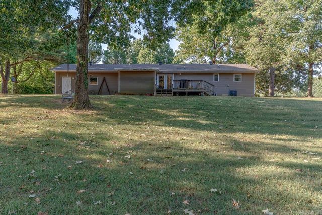 811 Thorne Dr, Paragould, AR 72450