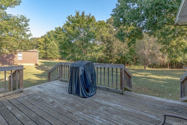 811 Thorne Dr, Paragould, AR 72450