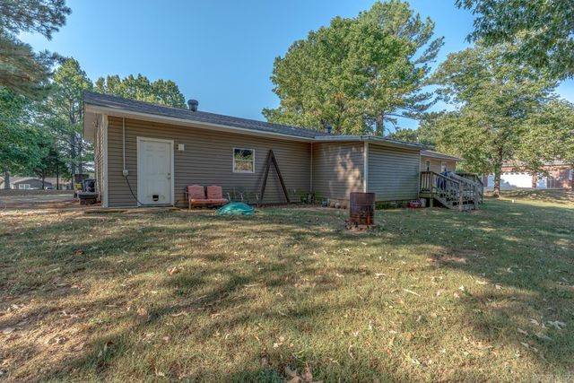 811 Thorne Dr, Paragould, AR 72450