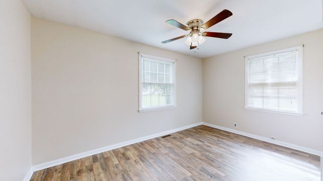 3107 Crosswood Dr, Nashville, TN 37214