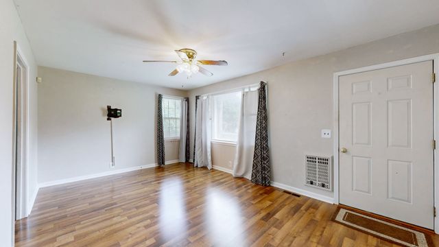 3107 Crosswood Dr, Nashville, TN 37214