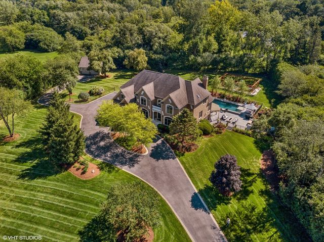 675 Old Barrington Road, North Barrington, IL 60010