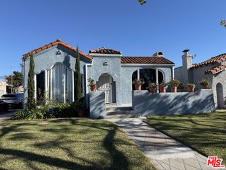 9428 S Harvard Boulevard, Los Angeles, CA 90047