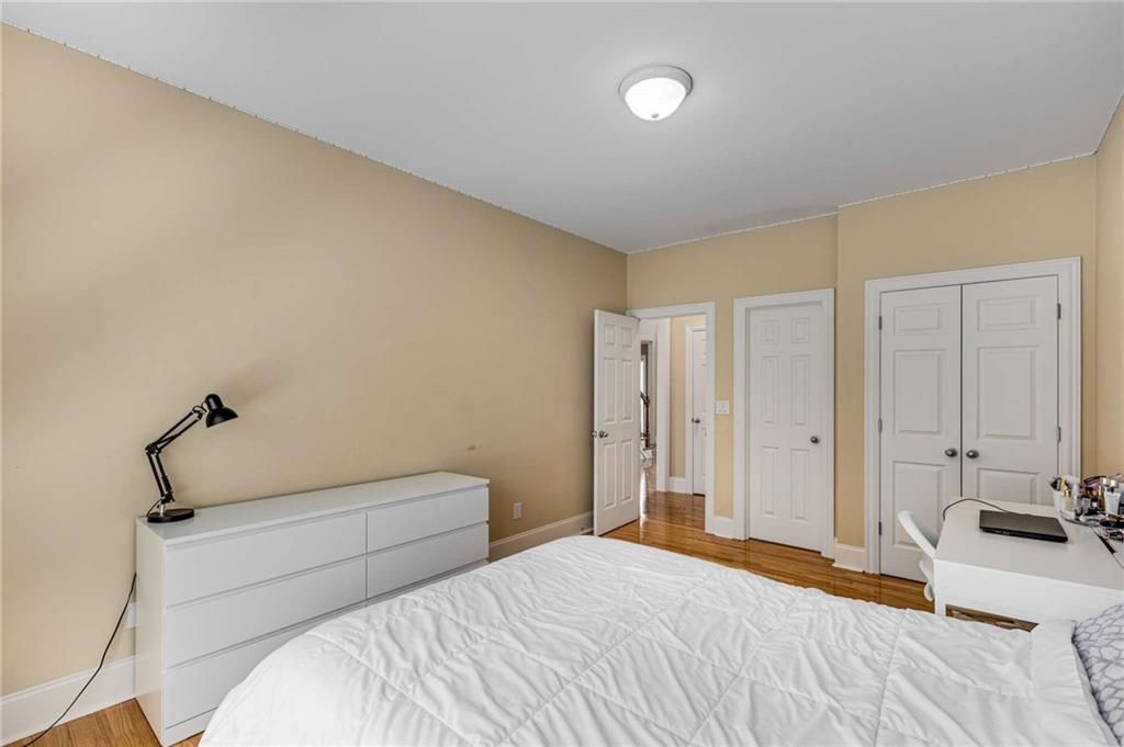 Image 15 of property listing at 2818 Willowstone Drive, Duluth, GA 30096