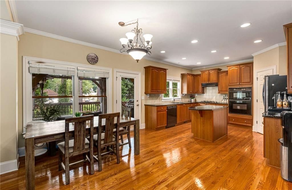 Image 21 of property listing at 2818 Willowstone Drive, Duluth, GA 30096