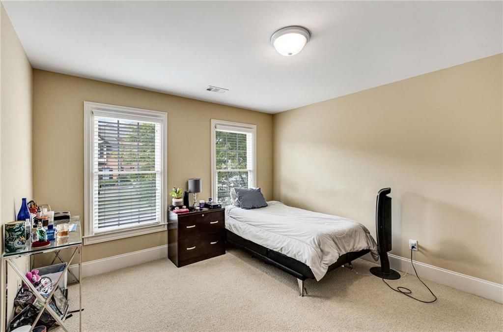 Image 27 of property listing at 2818 Willowstone Drive, Duluth, GA 30096