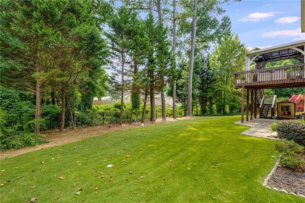 Image 37 of property listing at 2818 Willowstone Drive, Duluth, GA 30096