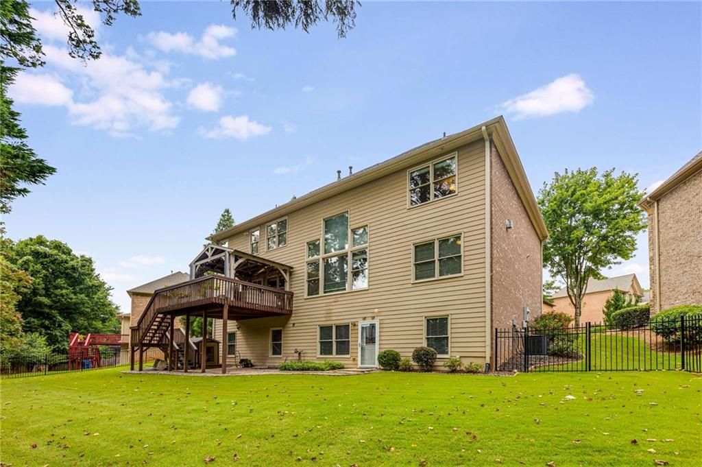 Image 38 of property listing at 2818 Willowstone Drive, Duluth, GA 30096