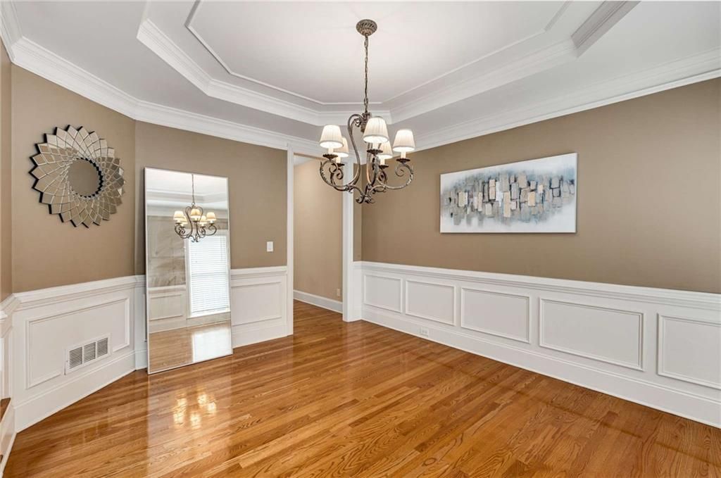 Image 9 of property listing at 2818 Willowstone Drive, Duluth, GA 30096