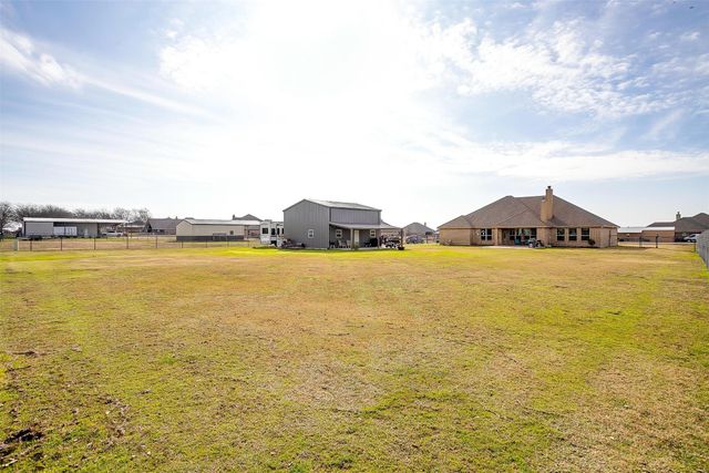 7946 Grassland Drive, Godley, TX 76044