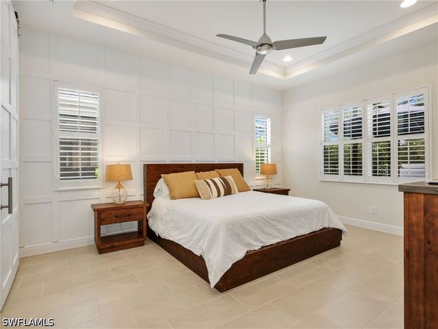 9288 Cayman DR, Naples, FL 34114