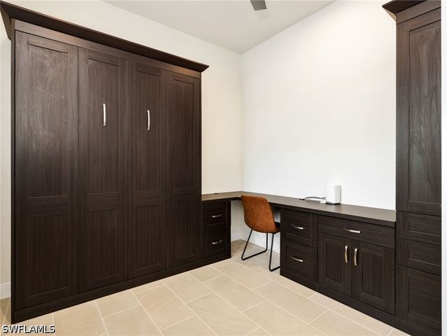 9288 Cayman DR, Naples, FL 34114